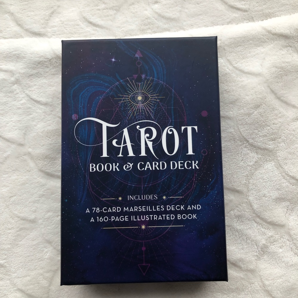 78 Card tarot deck and book